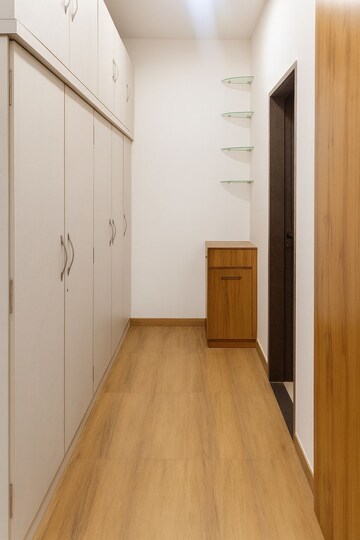 Room in 4 BHK Penthouse at Ajmera Prive, Juhu – for Rent