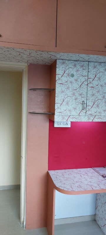Furnished Amenities in 1 BHK Apartment at Shiv Enclave, Kharadi – for Rent