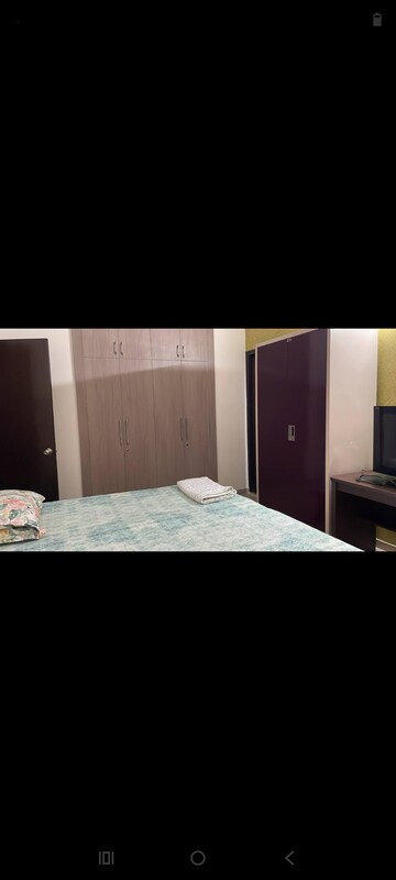 Bedroom in 4 BHK Apartment at Antriksh Golf View, Sector 78 – for Rent
