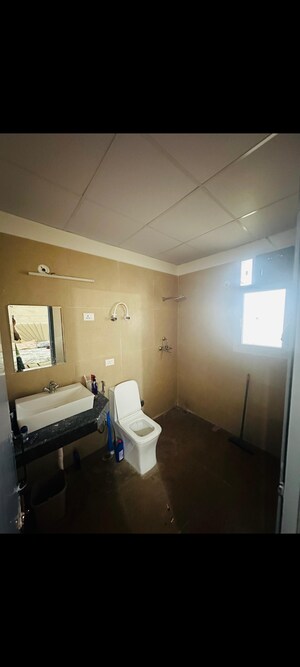 Team Area in 4 BHK Apartment at Antriksh Golf View, Sector 78 – for Rent