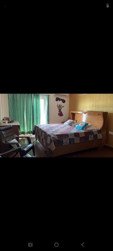 Bedroom in 4 BHK Apartment at Antriksh Golf View, Sector 78 – for Rent