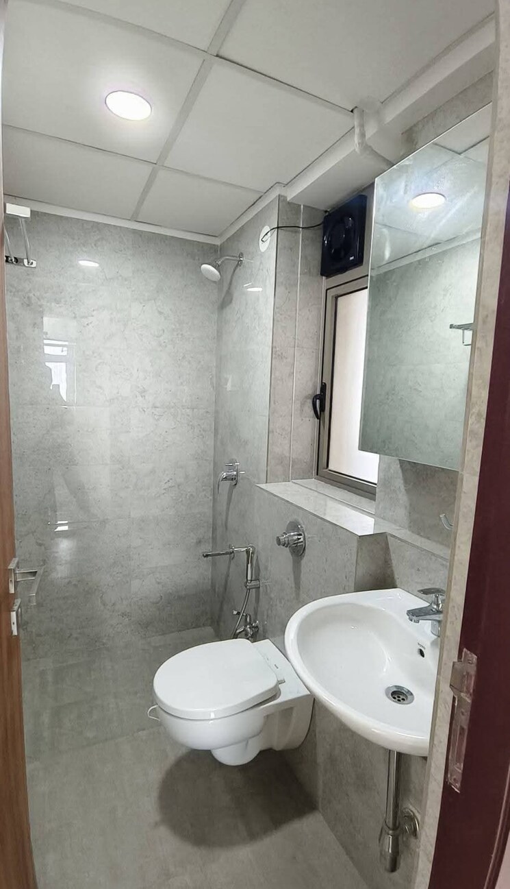 Bathroom, sheth-irene 2 Bedroom 1060 Sq.Ft. Apartment In Malad West Mumbai 9284020