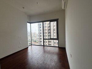 Master Bedroom in 2 BHK Apartment at Piramal Mahalaxmi, Mahalaxmi – for Rent