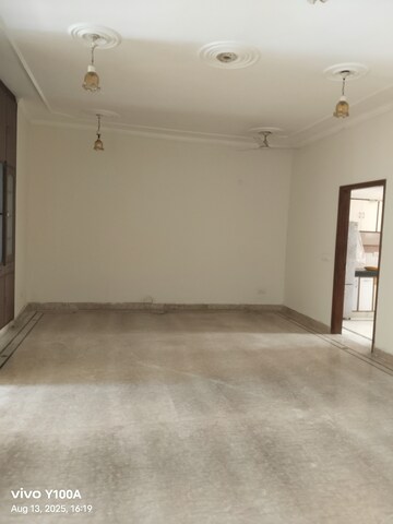 Room in 4 BHK Builder Floor at Ambience Multi Unit Residential Apartments, Jasola – for Rent