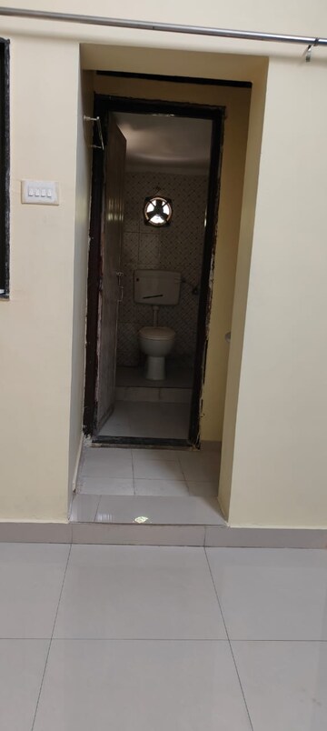 Furnished Amenities in 2 BHK Villa at New Shanti Nagar – for Rent