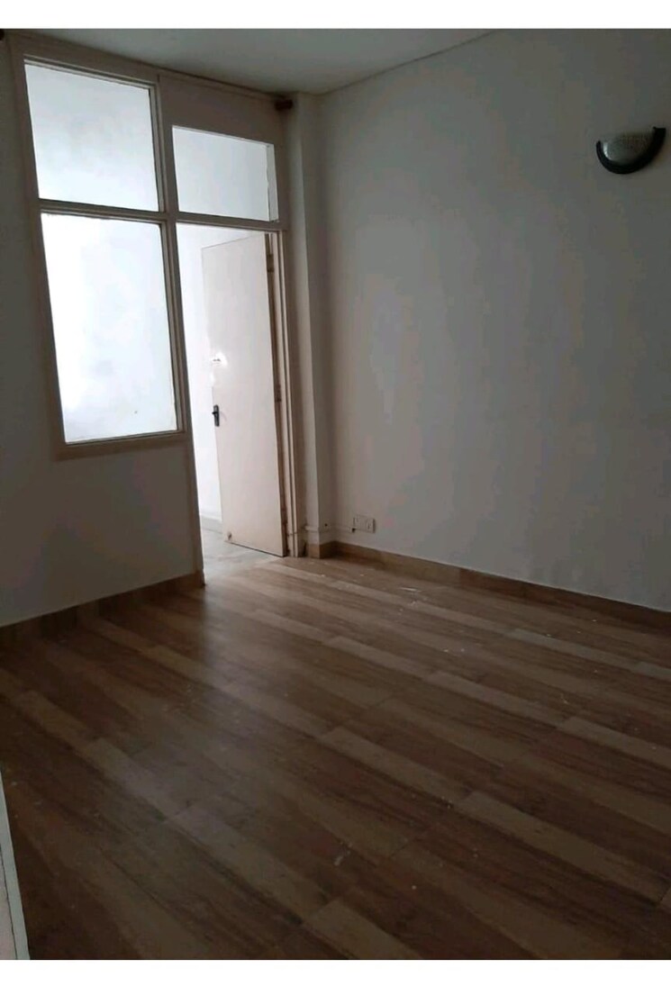 Room, east of kailash 2 Bedroom 1400 Sq.Ft. Builder Floor In East Of Kailash Delhi 9284044