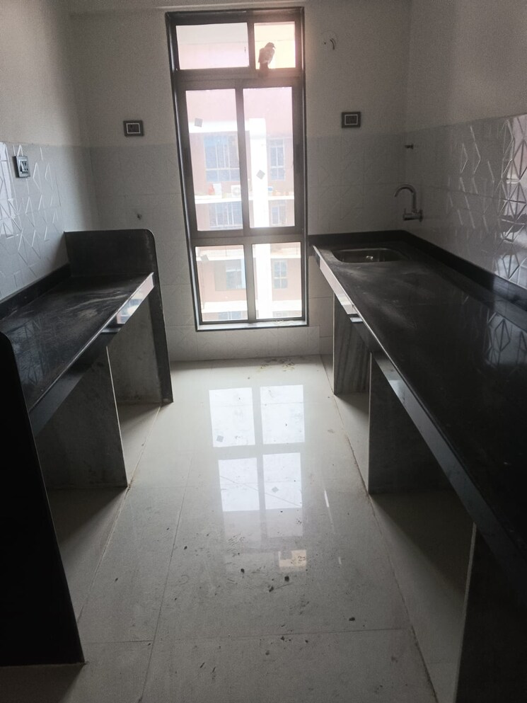 Kitchen, malad east 2 Bedroom 660 Sq.Ft. Apartment In Malad East Mumbai 9284007