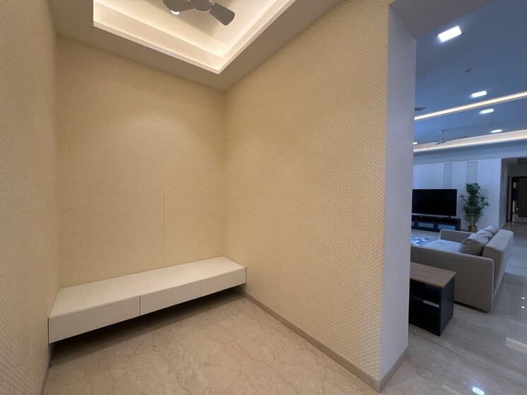 Room, lower parel 5 Bedroom 3000 Sq.Ft. Apartment In Lower Parel Mumbai 9284061