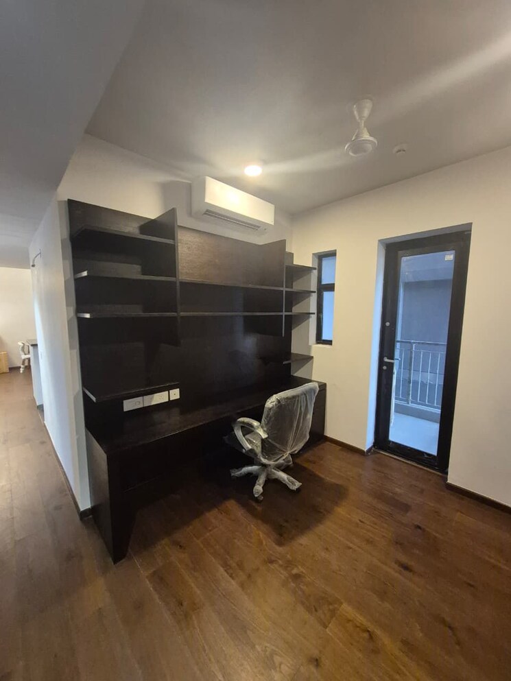  Parking, krisumi-waterfall-residences 3 Bedroom 2503 Sq.Ft. Apartment In Sector 36a Gurgaon 9284099