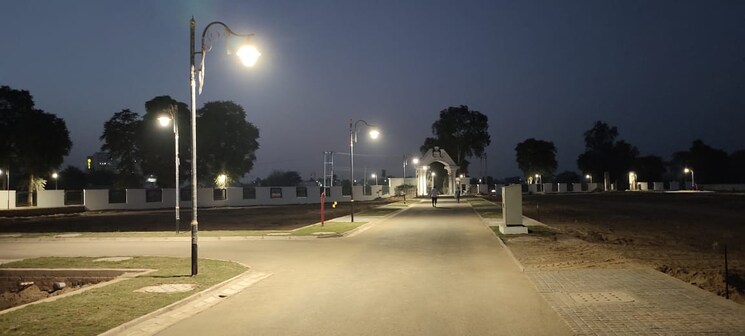 Swimming Pool, paras-ekam-homes  156 Sq.Yd. Plot In Sohna Sector 5 Gurgaon 9284118