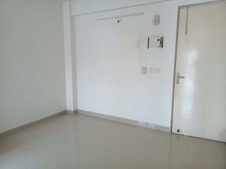 Room, breez-global-heights 1 Bedroom 350 Sq.Ft. Apartment In Sohna Sector 33 Gurgaon 9284143