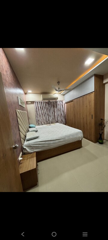 Bedroom in 4 BHK Apartment at VN Skyline, Nava Vadaj – for Rent