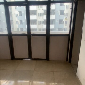 Room in 3 BHK Apartment at Sarvome Shree Homes Phase 2, Sector 45 – for Sale