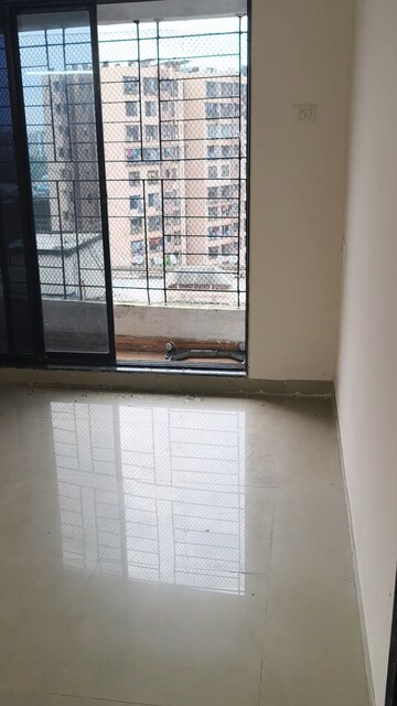 Room in 2 BHK Apartment at Tilak Nagar – for Rent