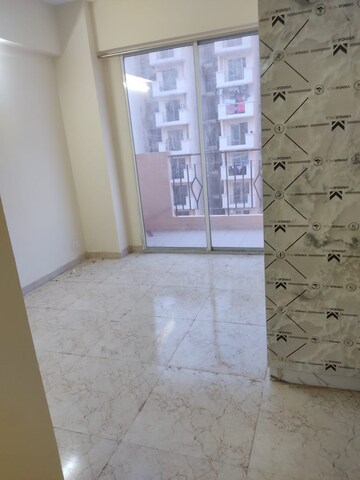 2 BHK Apartment For Rent in MRG The Balcony, Sector 93