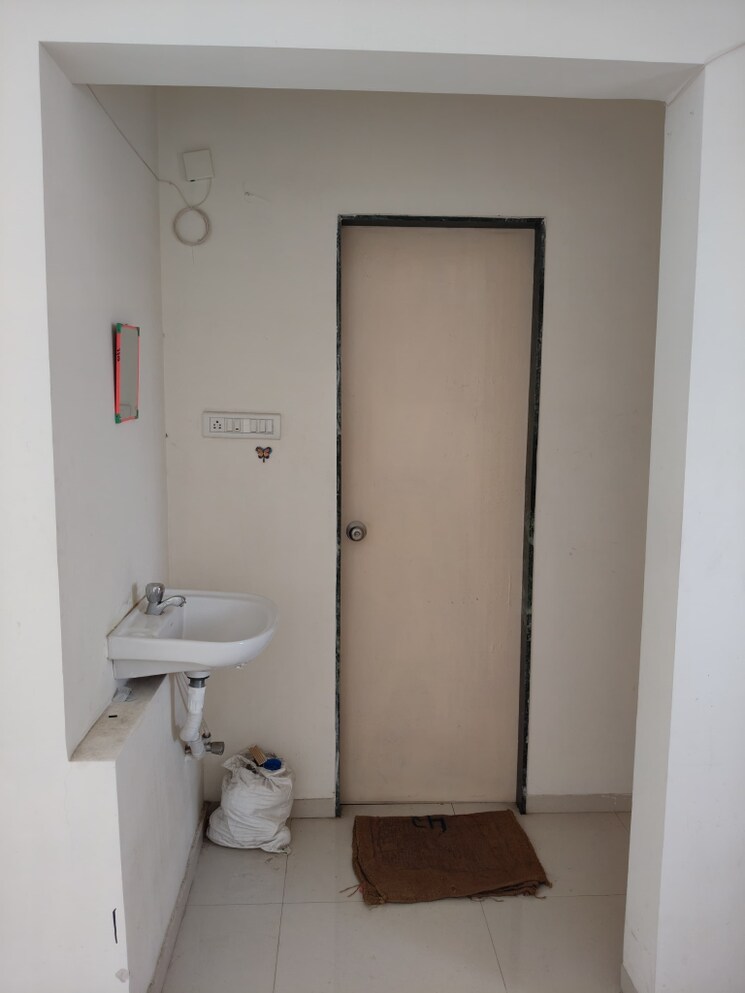Attached Bathroom, shroff-signature-heights 1 Bedroom 445 Sq.Ft. Apartment In Wakad Pune 9284402