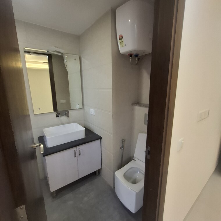 Bathroom, kohli-one-malibu-town 3 Bedroom 250 Sq.Ft. Builder Floor In Malibu Town Gurgaon 9284389