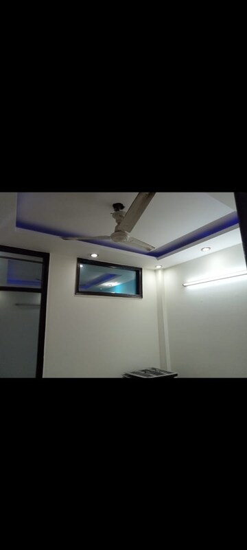 2 BHK Builder Floor For Rent in Govindpuri