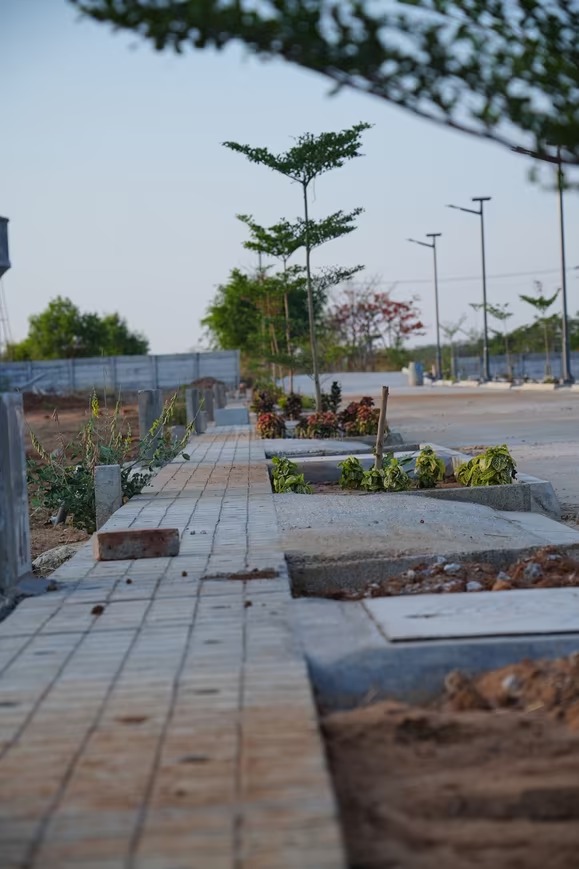 Plot For Sale in Vinayasa Greenland 