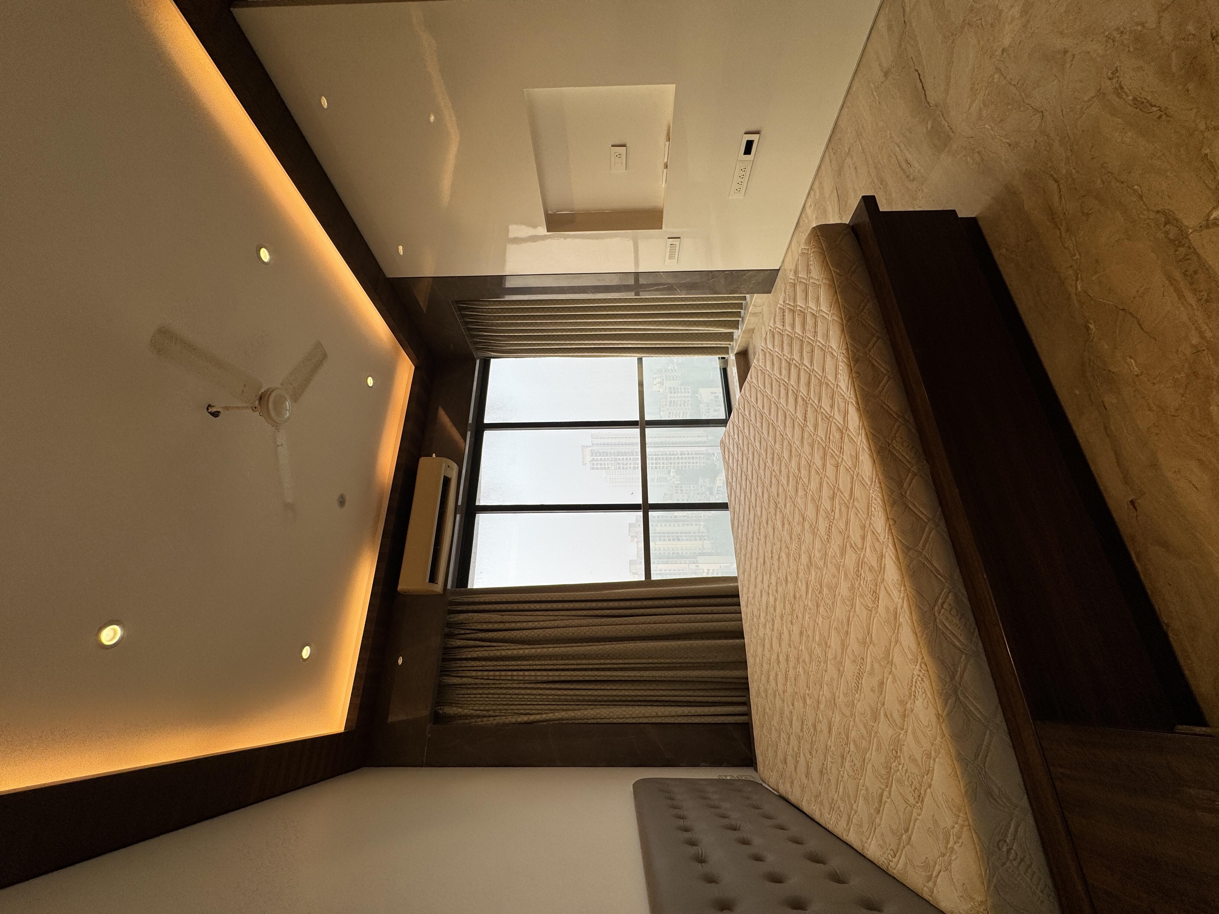 5 BHK + Servant Room Apartment For Rent in  Worli, Mumbai