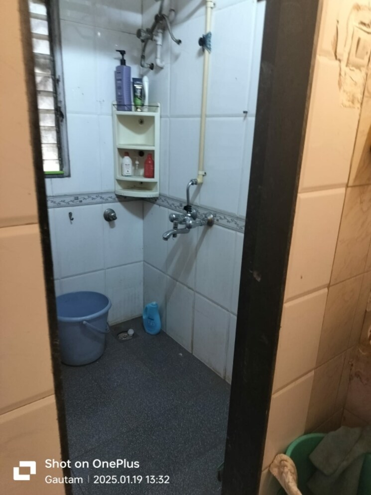 Bathroom, green-fields-apartment 1 Bedroom 532 Sq.Ft. Apartment In Andheri East Mumbai 9284466