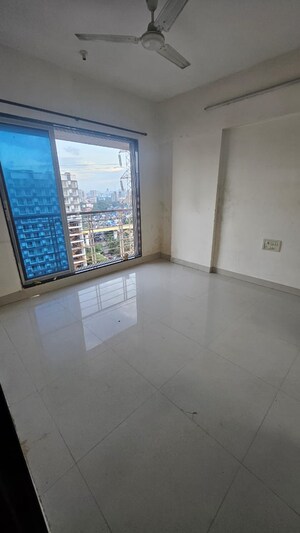 2 BHK Apartment For Rent in Veena Serenity, Chembur