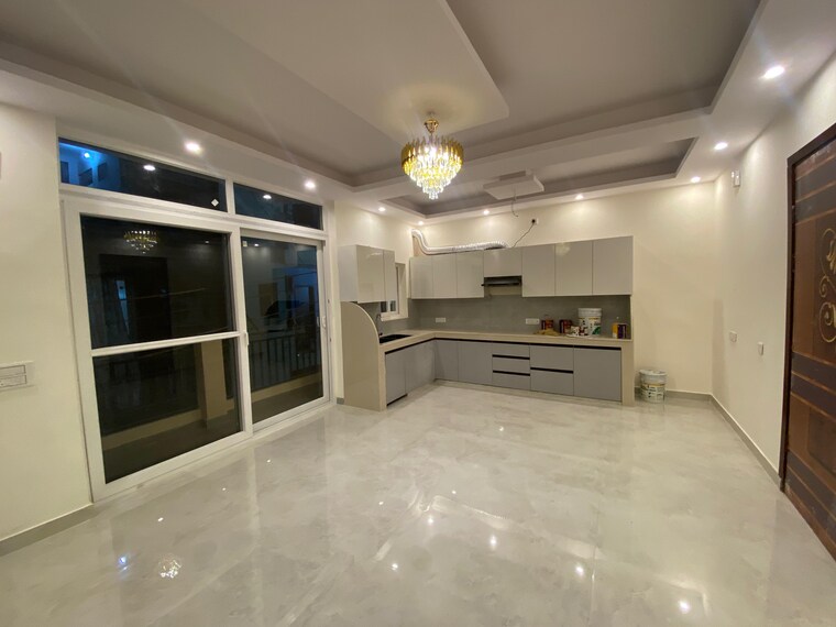 Kitchen, sector 5 2 Bedroom 1800 Sq.Ft. Builder Floor In Sector 5 Gurgaon 9284463