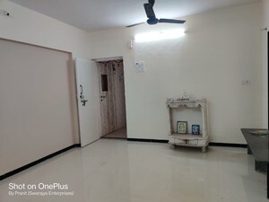 Room in 1 BHK Apartment at Sapphire Lakeside, Powai – for Rent