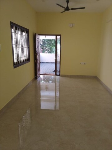 Living Room in 3 BHK Builder Floor at Ramanathapuram – for Rent