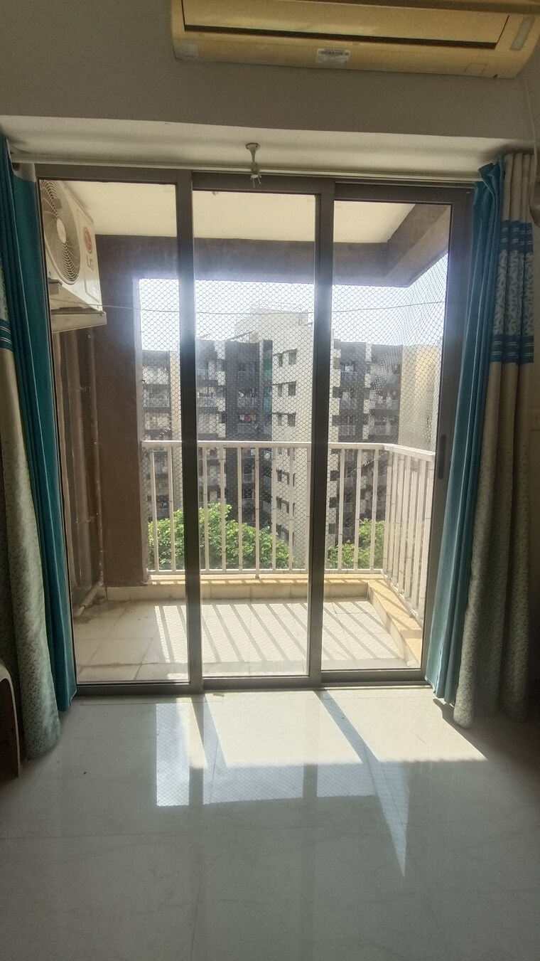 Balcony, lodha-palava-city 2 Bedroom 735 Sq.Ft. Apartment In Dombivli East Thane 9284636