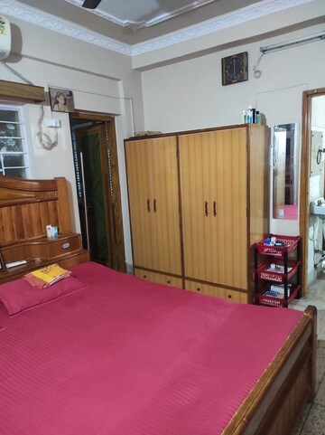 Room in 3 BHK Apartment at Lalpur – for Sale