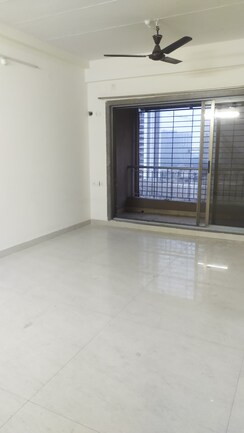 3.5 BHK + Servant Room Apartment For Sale in Valley Shilp