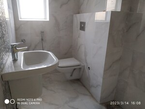 Bathroom in 2 BHK Apartment at Bariatu – for Sale