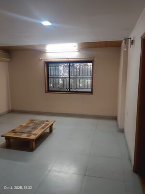 2 BHK Builder Floor For Rent in Mg Road