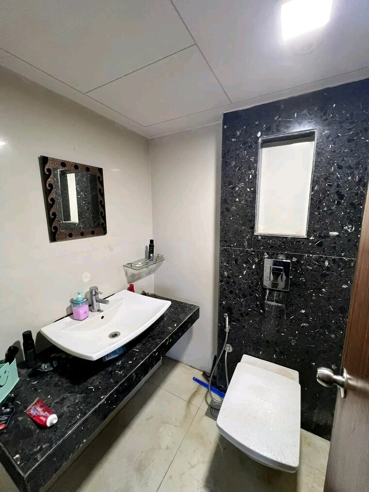 Bathroom, lodha-eternis 2 Bedroom 830 Sq.Ft. Apartment In Andheri East Mumbai 9284721