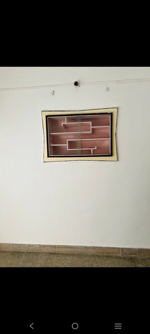 Room in 2 BHK Apartment at Surya Kutir, Naranpura – for Rent