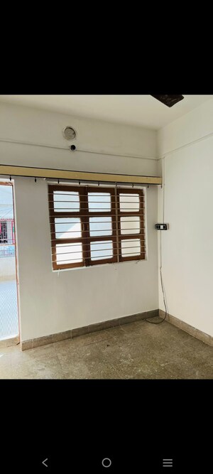 Room in 2 BHK Apartment at Surya Kutir, Naranpura – for Rent