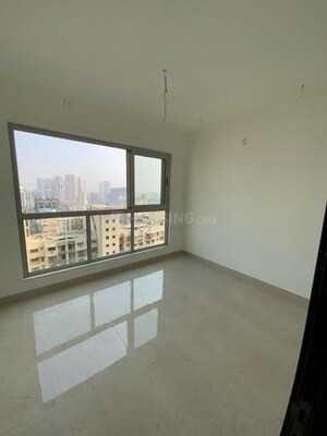Room in 2 BHK Apartment at Piramal Vaikunth, Balkum Pada – for Sale