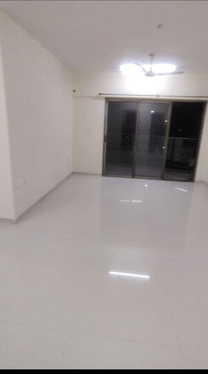 Room in 5 BHK Apartment at Acme Ozone, Manpada – for Sale