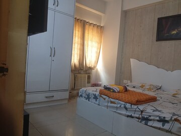 Living Room in 3.5 BHK Apartment at Landcraft Golf Links, Pandav Nagar – for Sale