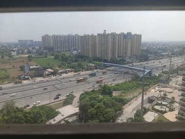 Plot Area in 3.5 BHK Apartment at Landcraft Golf Links, Pandav Nagar – for Sale