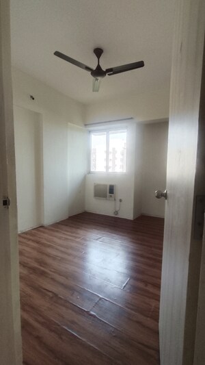 Room in 2 BHK Apartment at Lodha Palava City, Dombivli East – for Rent