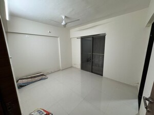Room in 2 BHK Apartment at Menlo Homes, Hinjewadi – for Rent