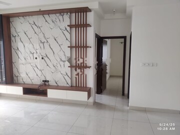 Room in 3 BHK Apartment at Ecolife EON, Varthur – for Rent