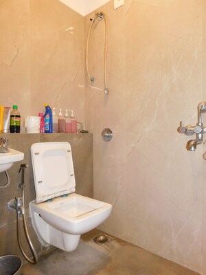 Bathroom in 1 BHK Apartment at Ariana Residency, Borivali East – for Sale