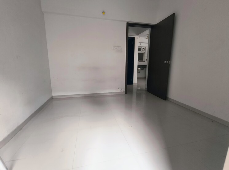 Room, mantra-insignia 1 Bedroom 550 Sq.Ft. Apartment In Mundhwa Pune 9285086