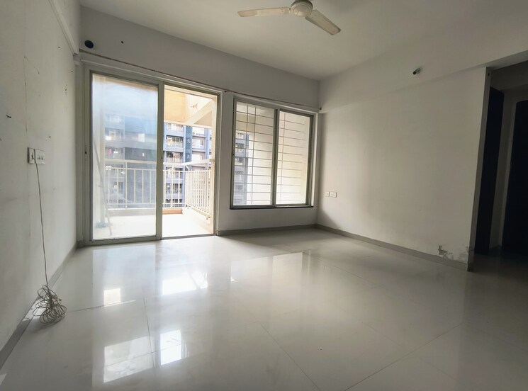 Room, mantra-insignia 1 Bedroom 550 Sq.Ft. Apartment In Mundhwa Pune 9285086