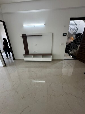 3 BHK Apartment For Rent in Smart World Orchard, Sector 61