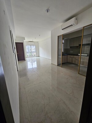 Building Lobby in 3 BHK Apartment at Smart World Orchard, Sector 61 – for Rent