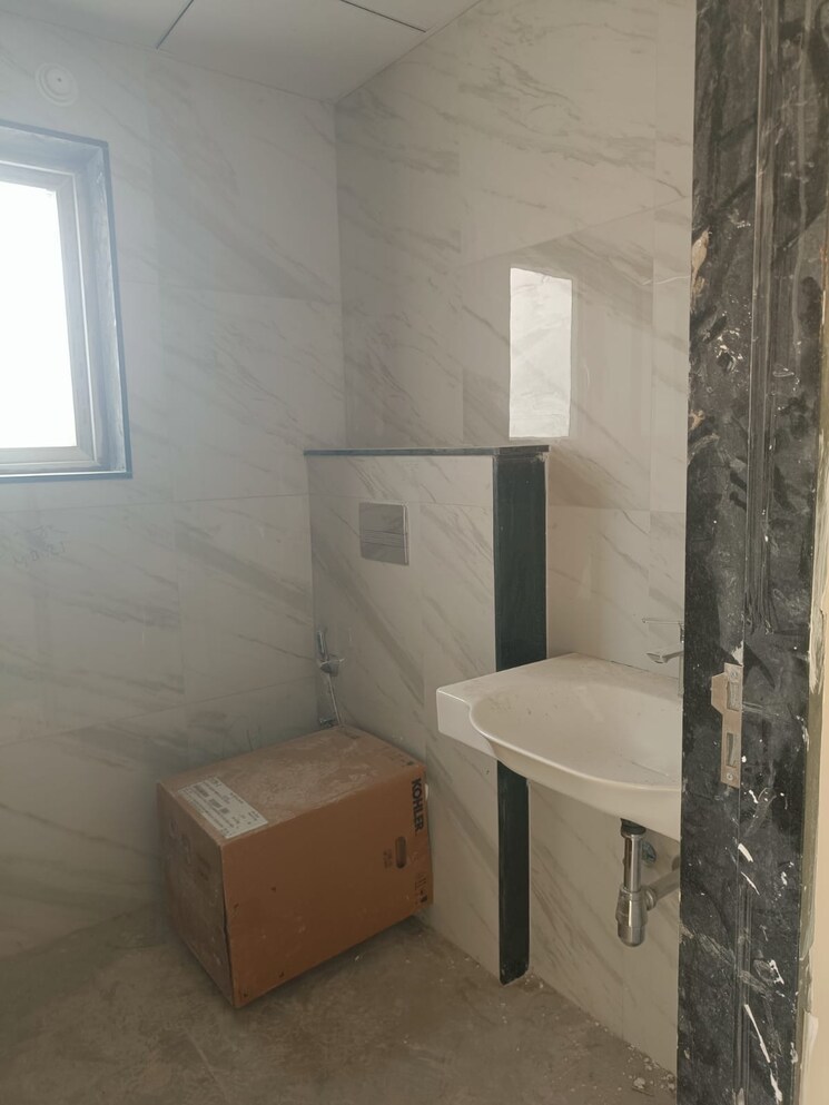 Bathroom, aparna-sarovar-zicon 2 Bedroom 798 Sq.Ft. Apartment In Nallagandla Hyderabad 9285195
